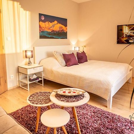 Luxurious, Lovely And Romantic Apartment In Tábor Exterior foto