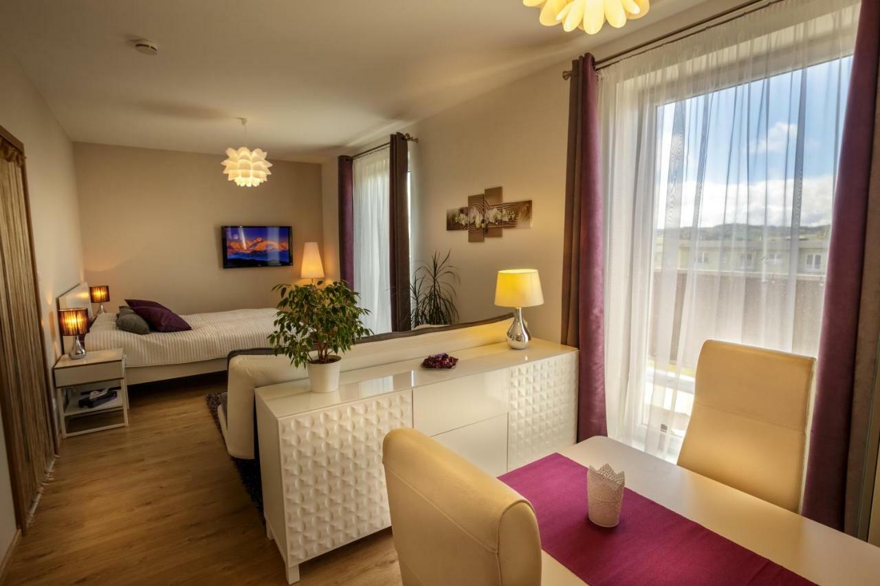 Luxurious, Lovely And Romantic Apartment In Tábor Exterior foto
